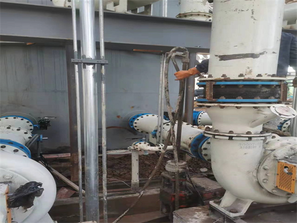 玛纳斯设备基础沉降下沉注浆加固增加荷载